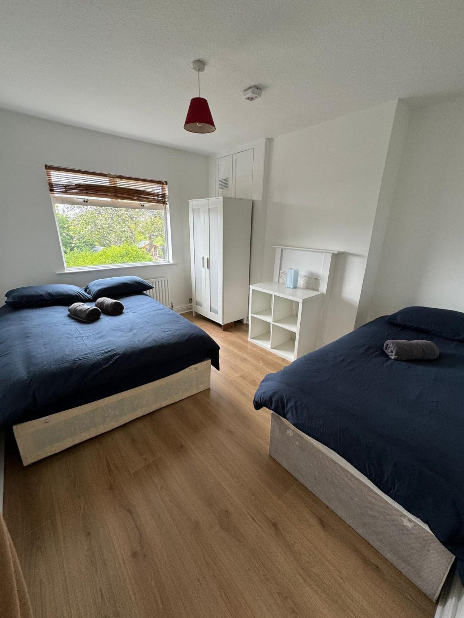 Nice Triple Room At 2 Iveragh Rd-6 Dublin Exterior foto